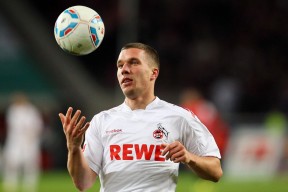 开云体育官方网站-拉文里程碑之夜，凯尔特人铁血锁链绞杀灰熊