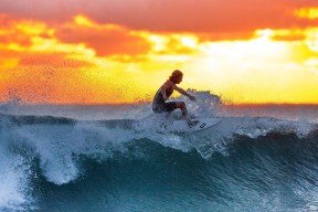 开云体育APP下载-防守的艺术，托纳利调度奏凯，哥斯达黎加铁壁反击斩落罗马尼亚