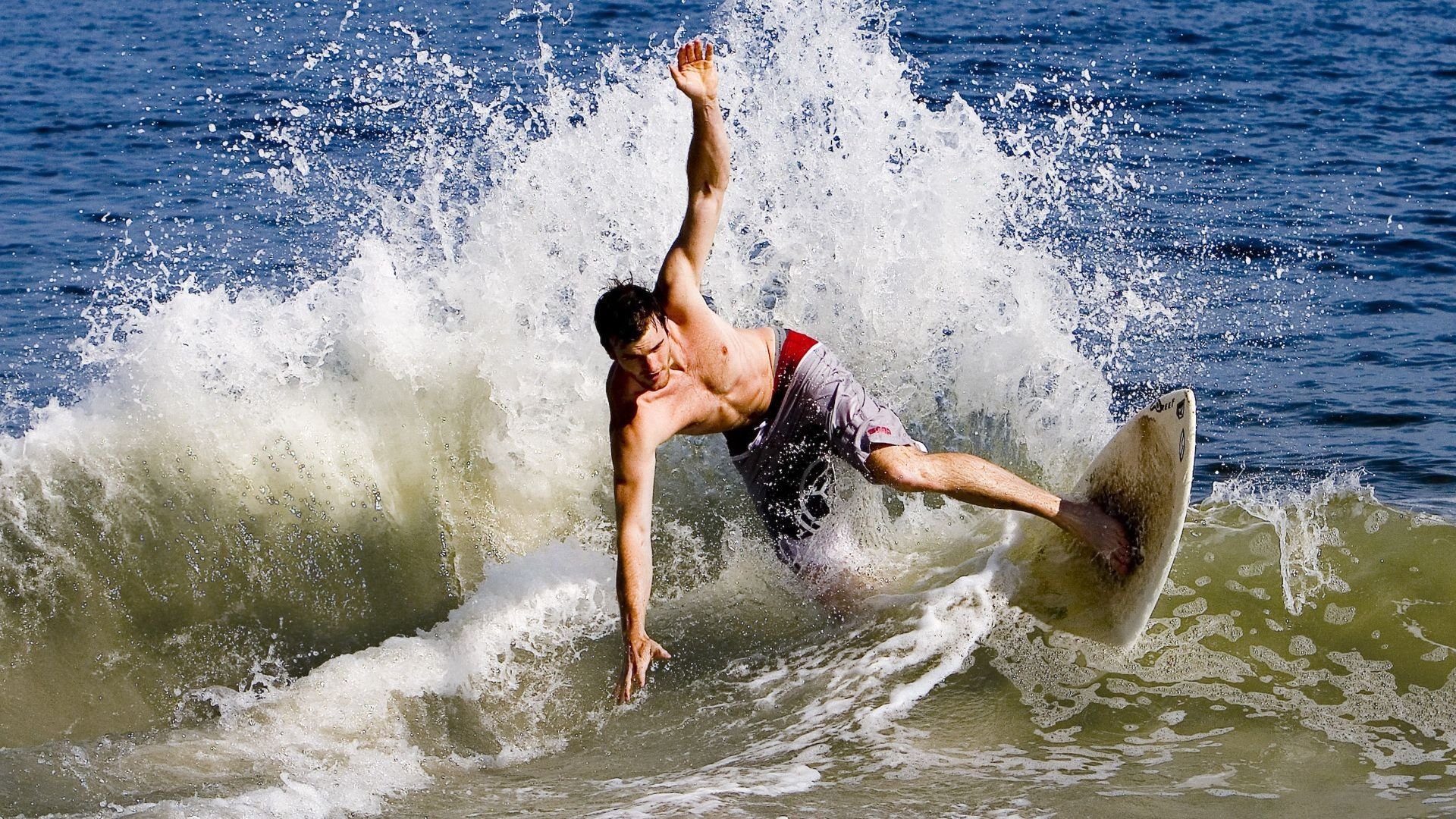 上海队制霸深圳队，东契奇表现堪称教科书