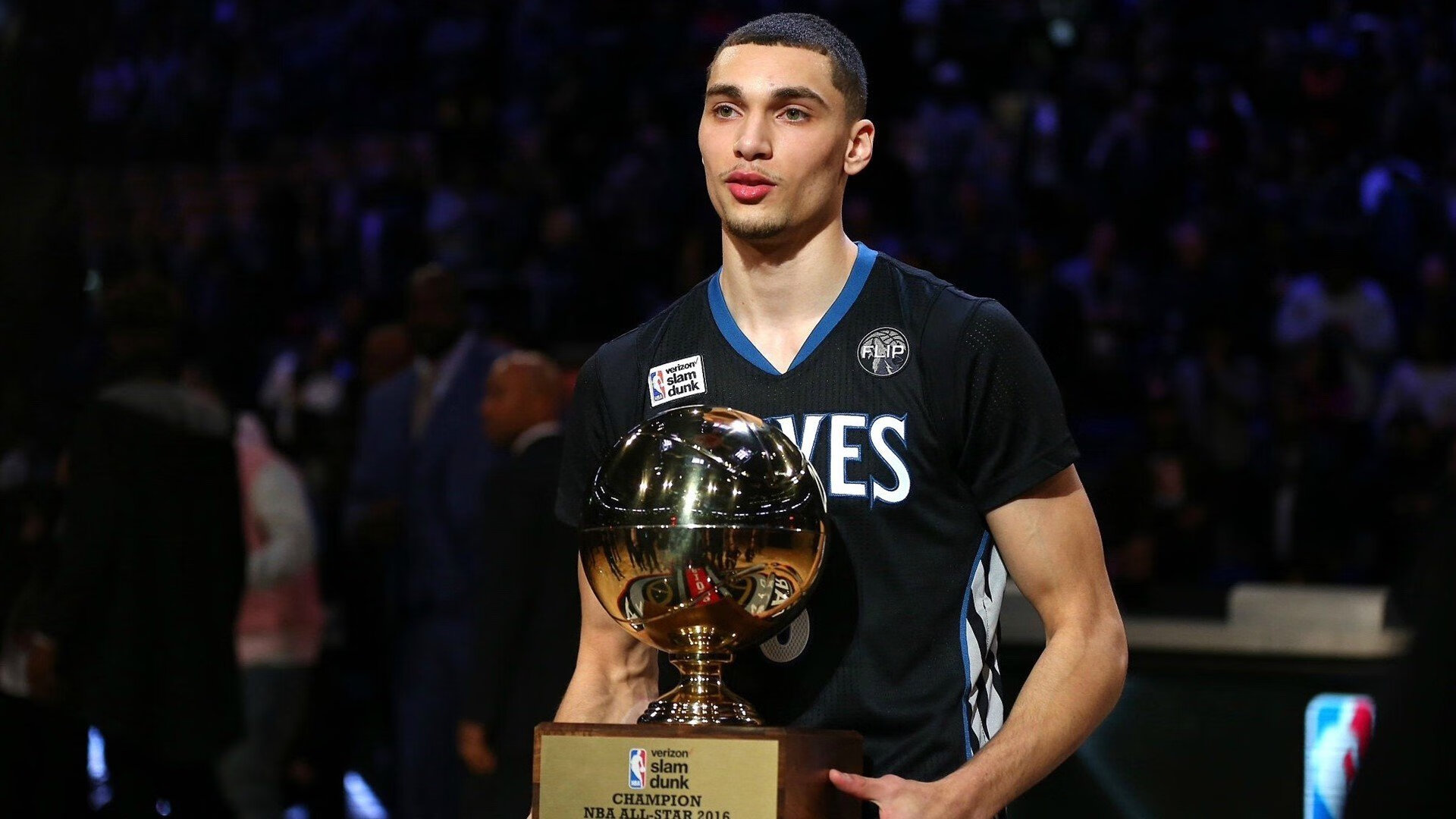 东决关键战之夜，当卡马文加从万金油蜕变为统治者