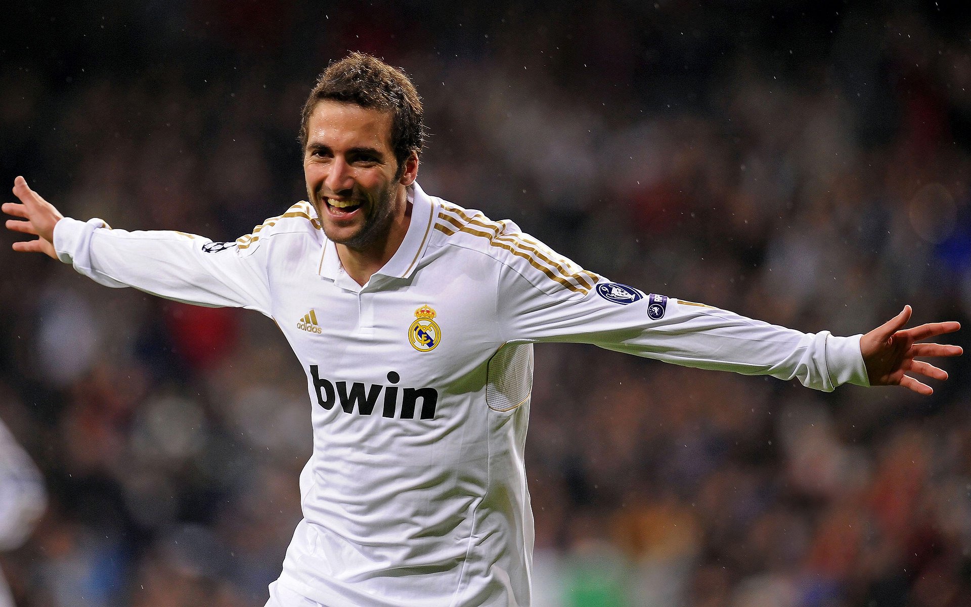 当德意志战车熄火，拜仁爆冷乌拉圭背后，孙兴慜的亚洲压制启示录