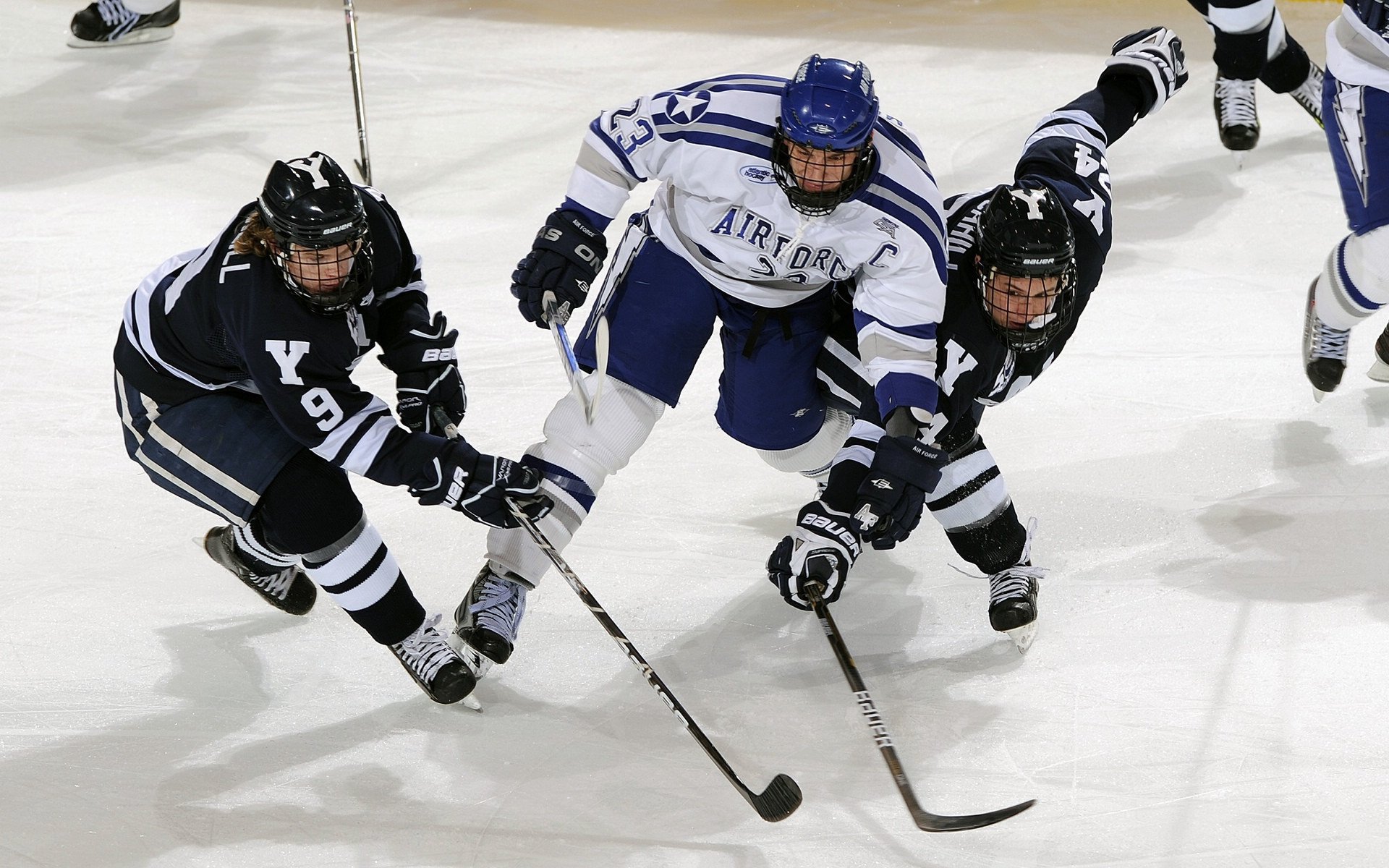 骑士决胜局带走吉林队，克莱成为关键先生